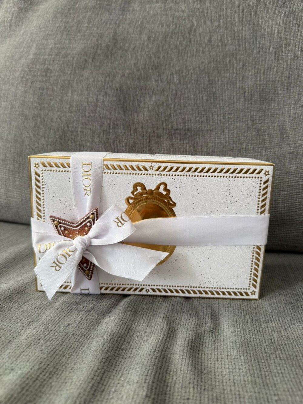 Share DIOR 2026 Holiday Limited Edition Gift Box with Gingerbread Cookie Star